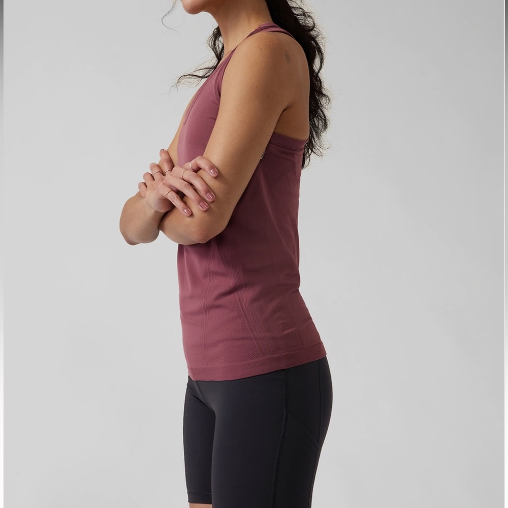Athleta Momentum Tawny Rose Tank in Size Medium